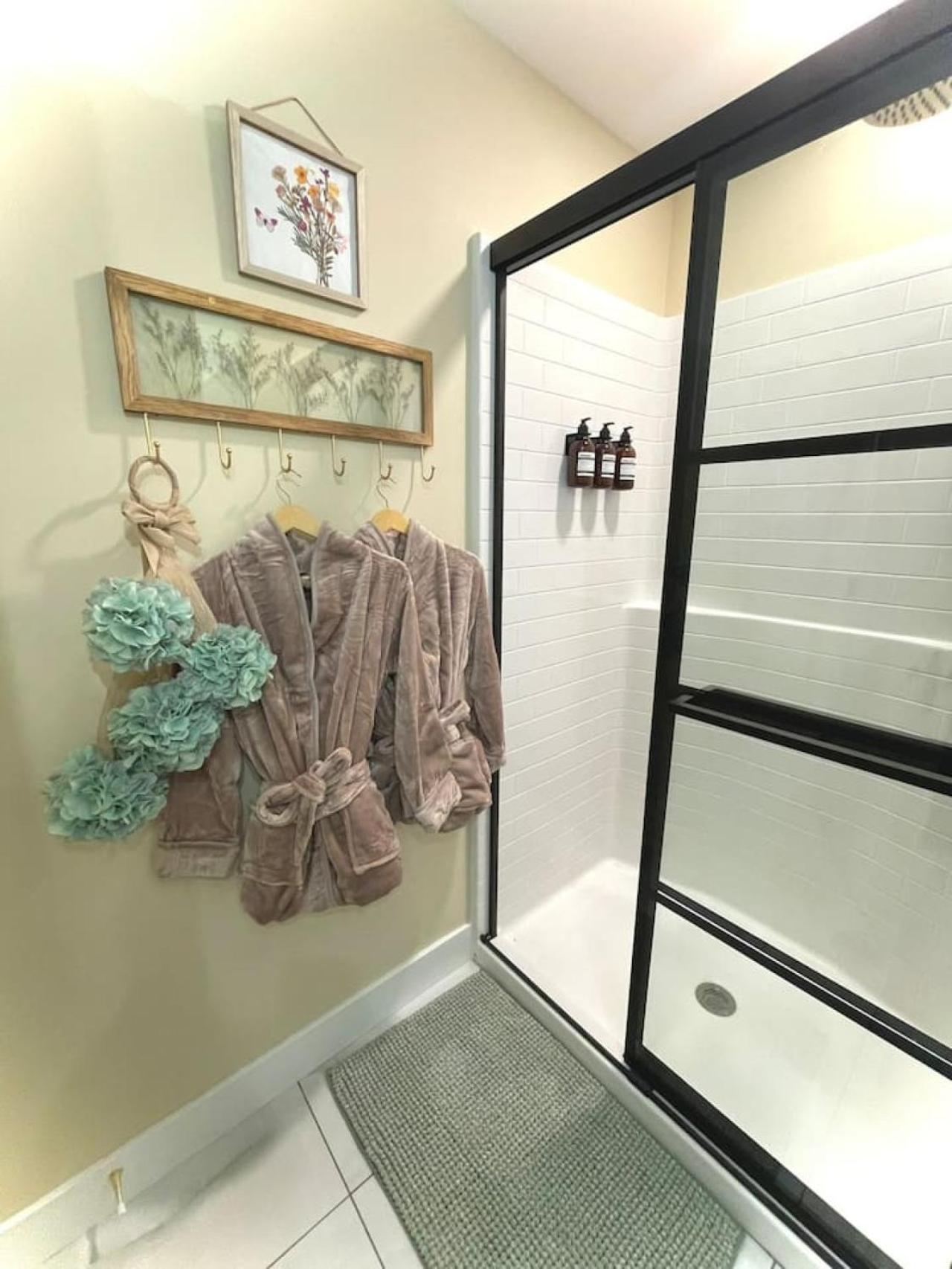 The Atrium - A Boutique Hotel - Suite 15 Perryville Bagian luar foto